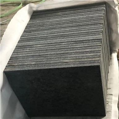 G684 svart perlu granít